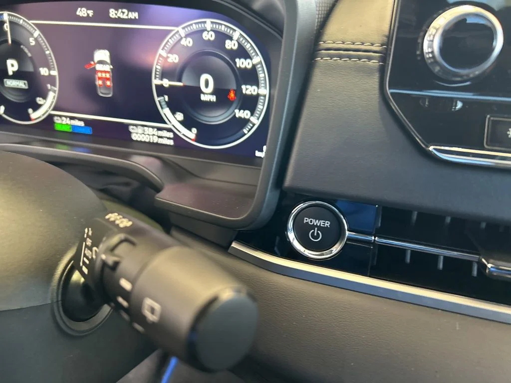 2025 Mitsubishi Outlander Plug-in Hybrid SEL Black Edition - Photo 51
