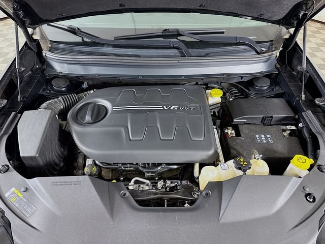 Used 2019 Black Jeep Latitude Plus image 27