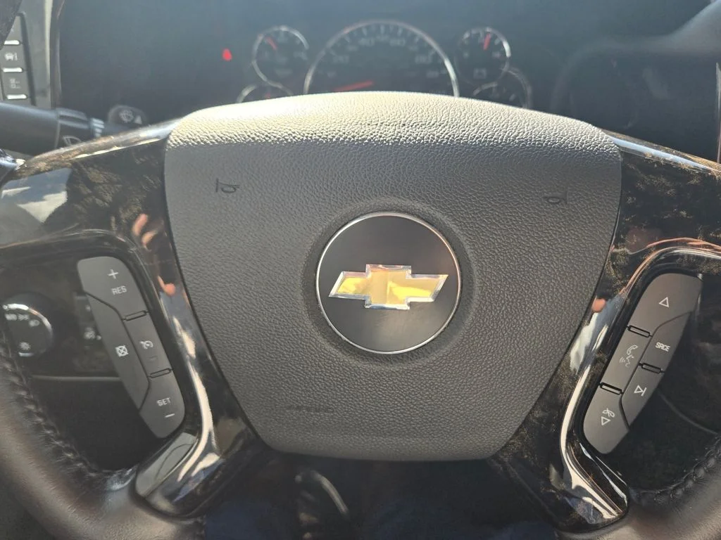 Used 2022 Black Chevrolet Explorer Limited SE image 20