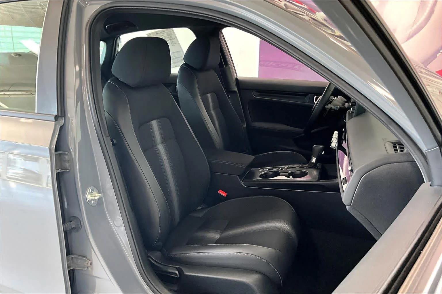 Used 2025 Urban Gray Pearl Honda Sport image 12