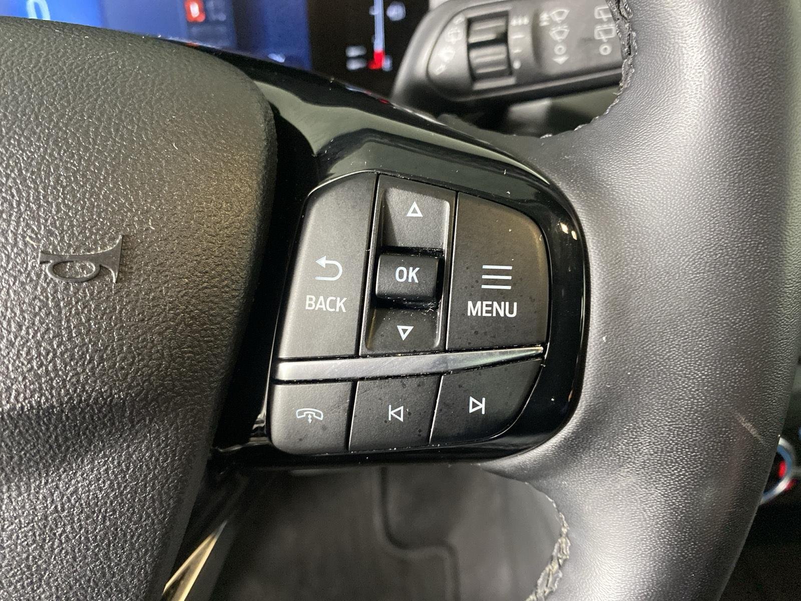 Used 2023 Cinnabar Red Ford Active image 26