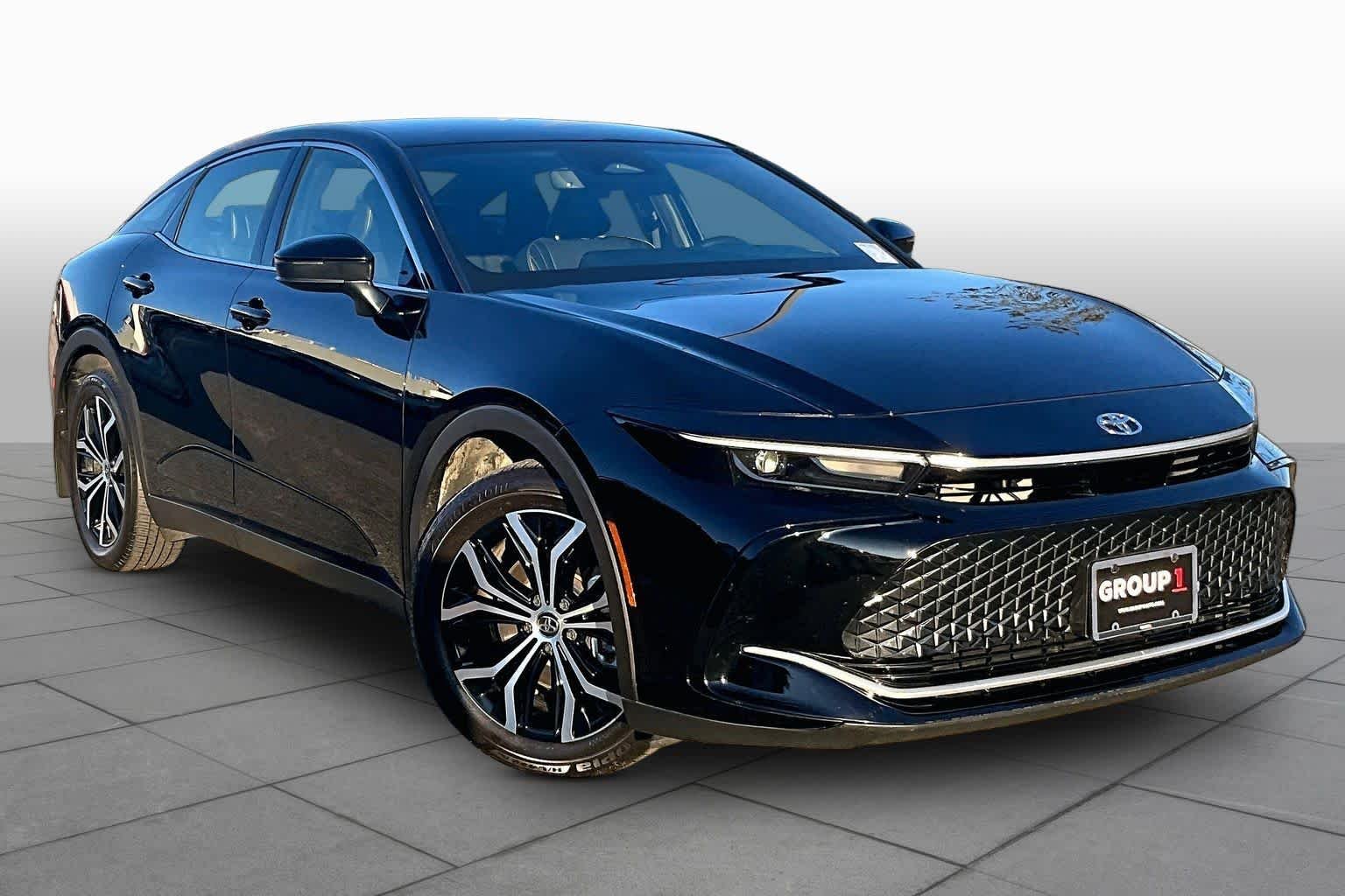 Used 2026 Black Toyota XLE image 3