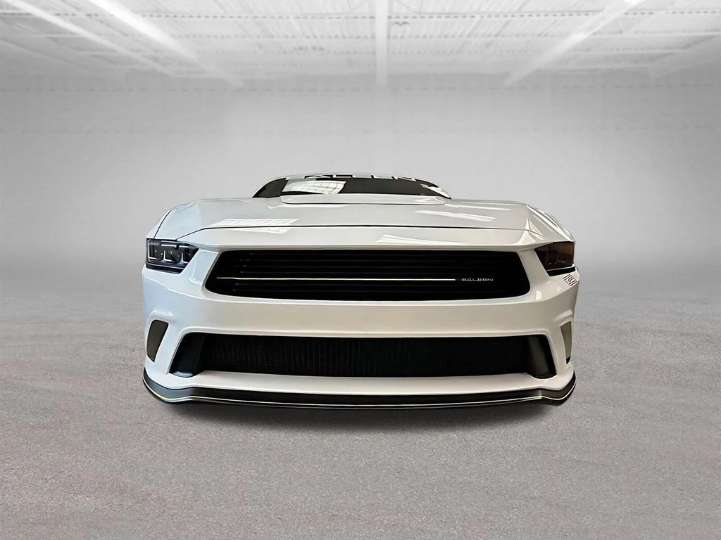 New 2025 Oxford White Ford GT Fastback image 2