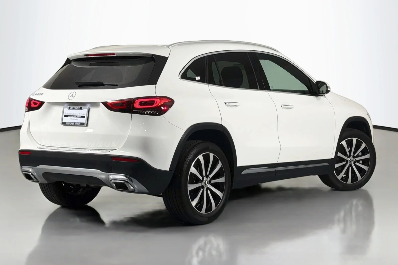 Used 2023 Polar White Mercedes-Benz 250 image 12