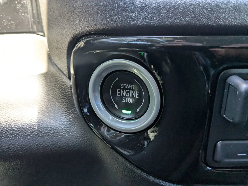 Used 2022 Summit White Chevrolet LT image 19