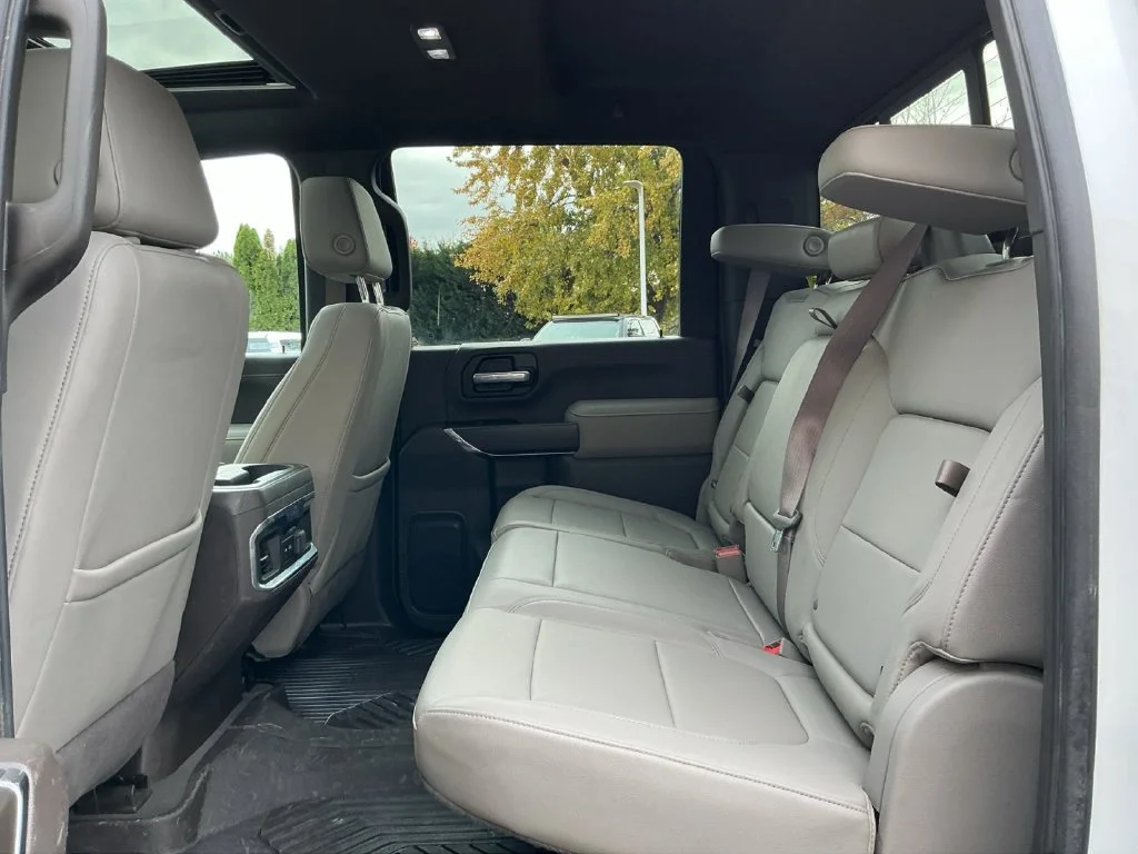 Used 2022 SUMMIT WHITE Chevrolet LTZ image 28