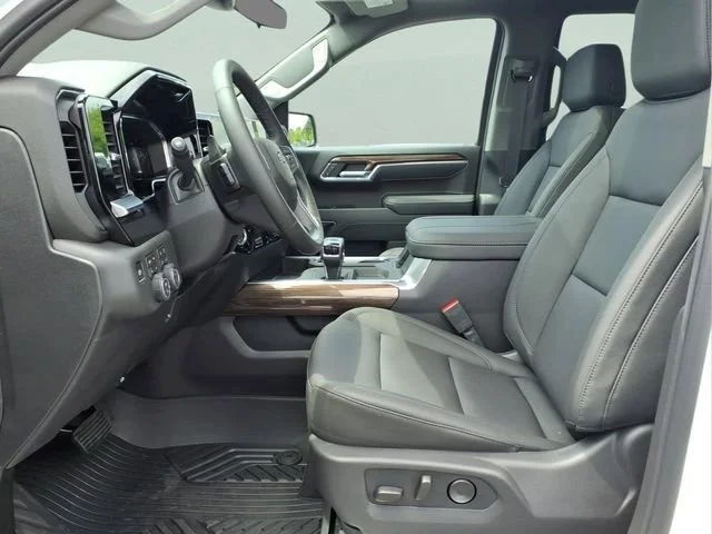 New 2026 Summit White Chevrolet LT Trail Boss image 16