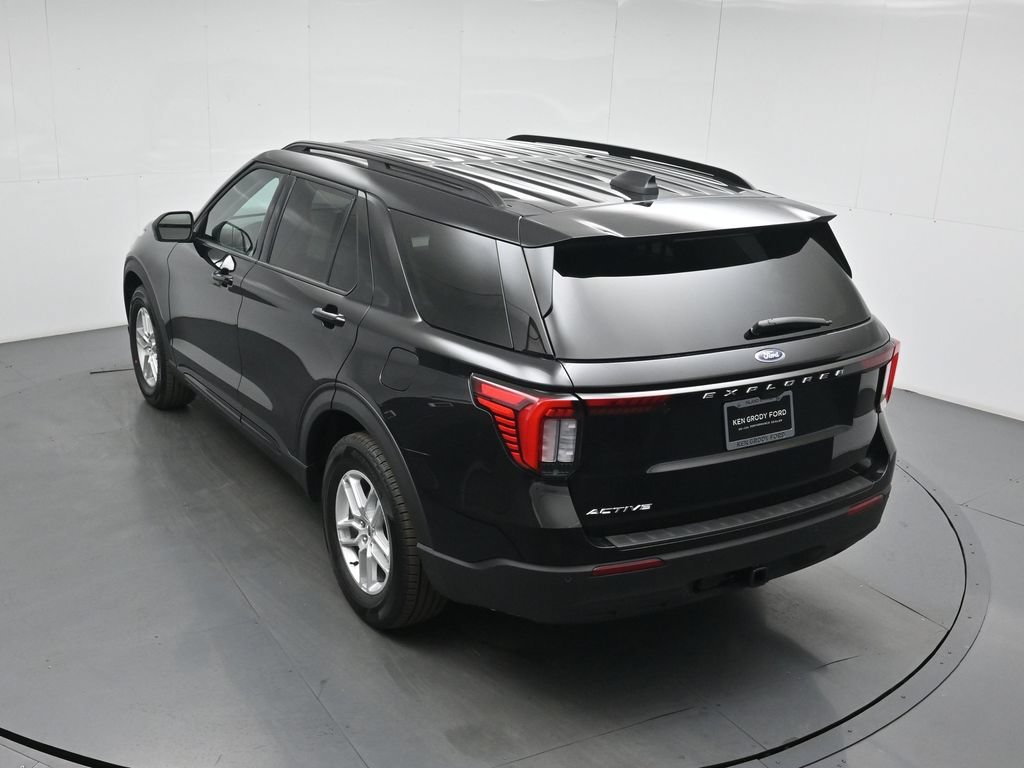 New 2026 Agate Black Metallic Ford Active image 40