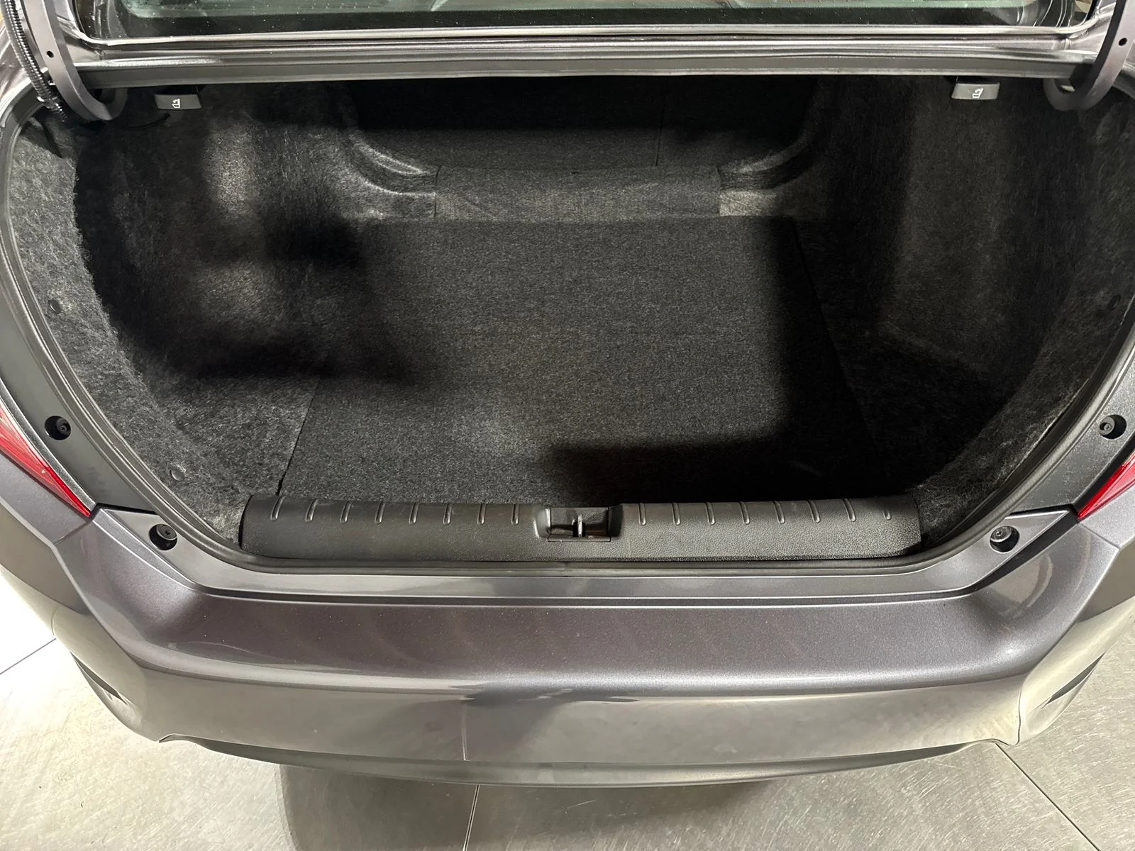 Used 2017  Honda EX-T image 28