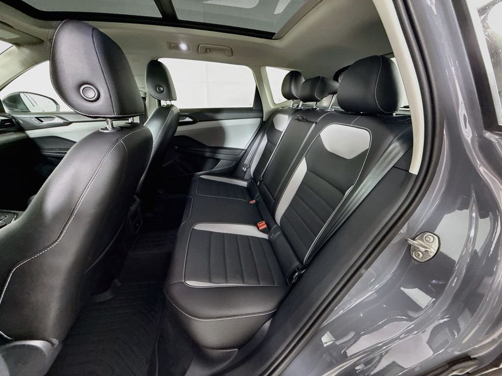 Used 2023 Platinum Gray Metallic Volkswagen SEL image 8