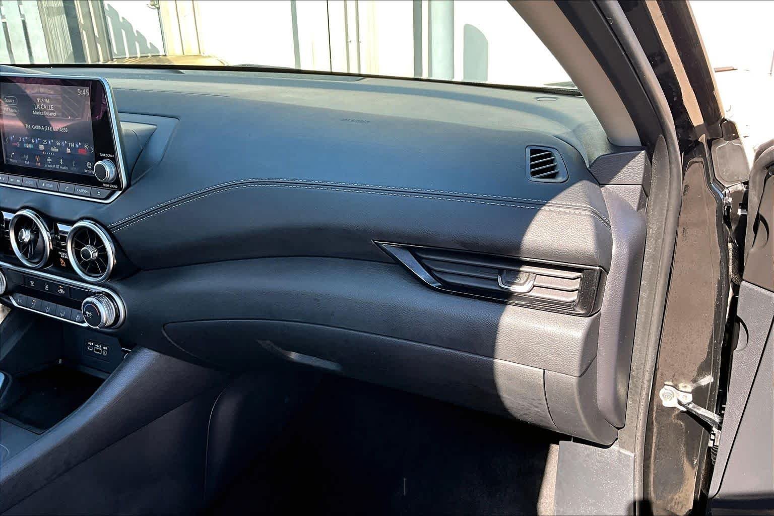 Used 2023 Super Black Nissan SV image 18