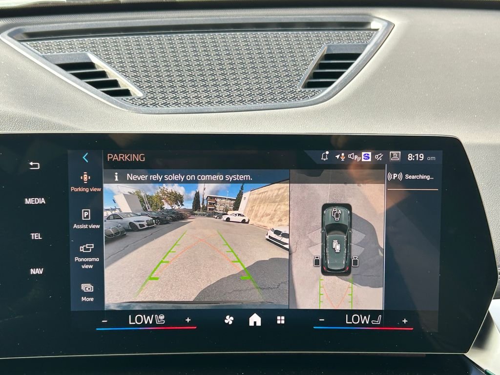New 2026 Cape York Green Metallic BMW xDrive28i image 23