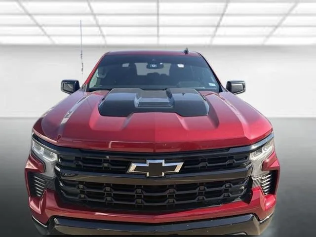 Used 2023 RADIANT RED TINTCOAT Chevrolet LT Trail Boss image 2