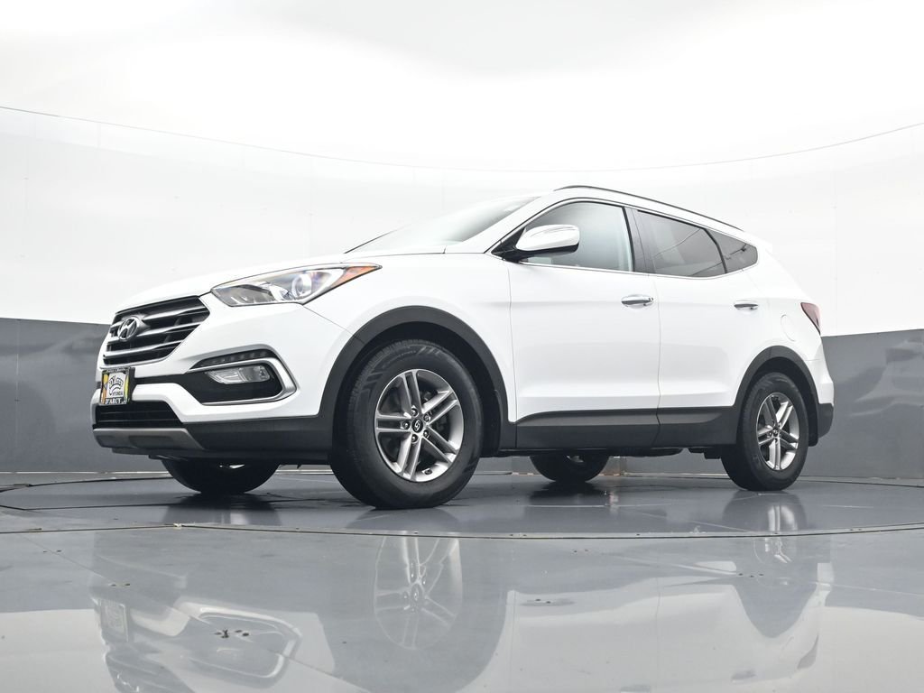 Used 2018 White Hyundai 2.4 Base image 21