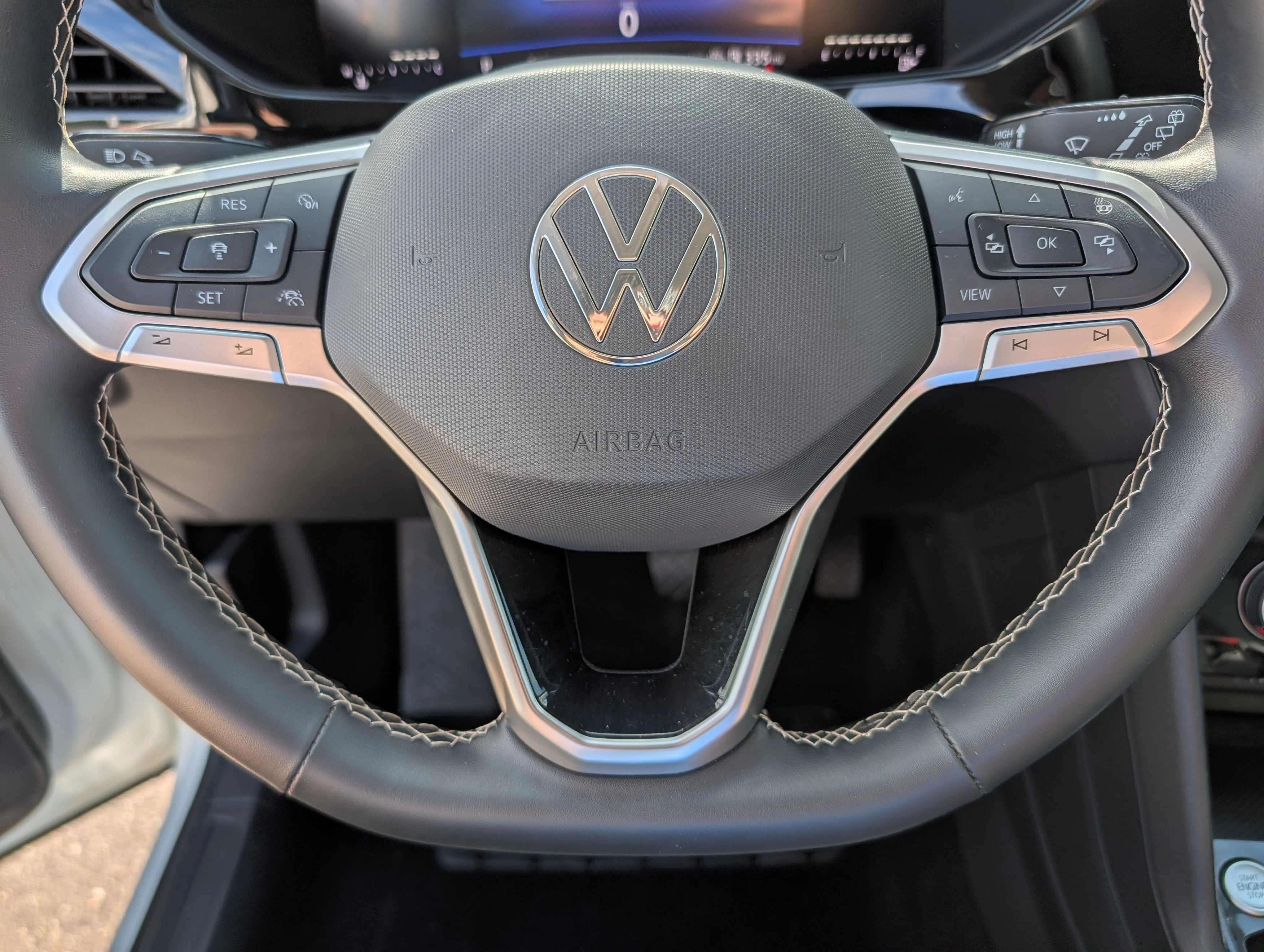 Certified Used 2024 Pure White Volkswagen S image 25