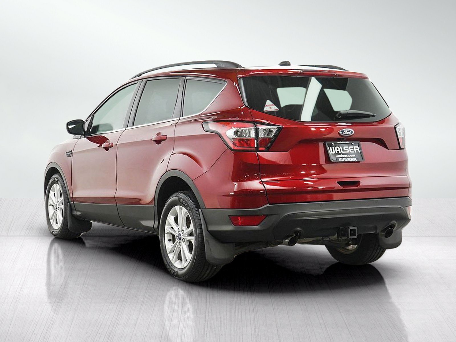 Used 2017 Ruby Red Metallic Ford SE image 3