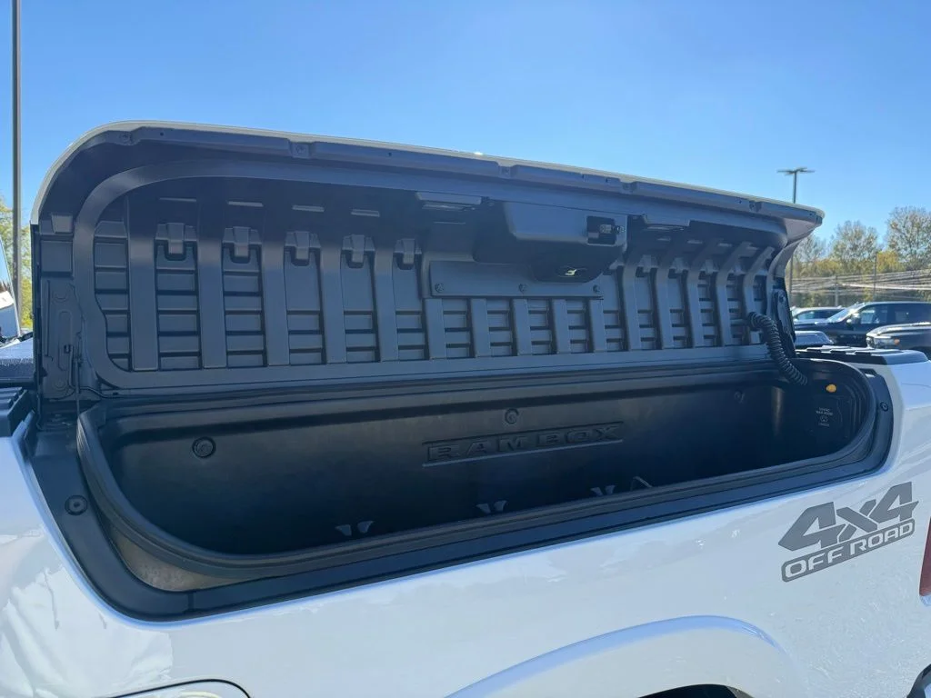 2026 RAM 1500 Tungsten - Photo 45