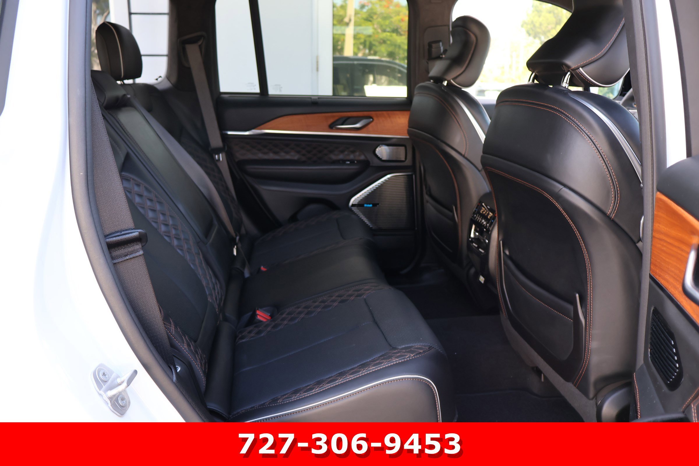 Used 2022 Bright White Clearcoat Jeep Summit Reserve image 20