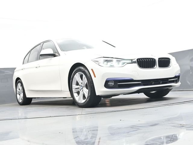 Used 2016 White BMW 328i image 30