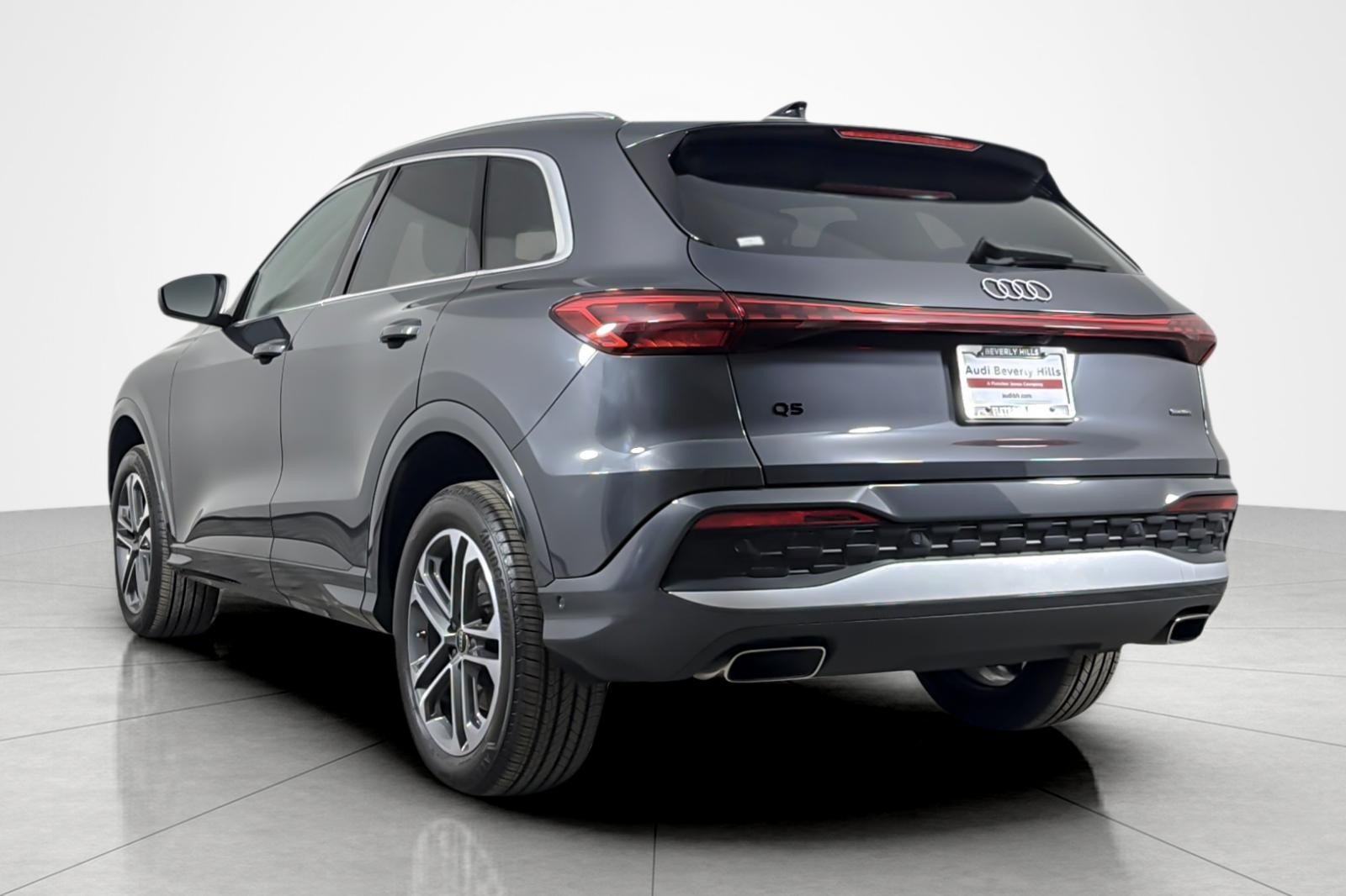 Used 2025 Tambora Gray Metallic Audi Premium 2.0 TFSI quattro image 3