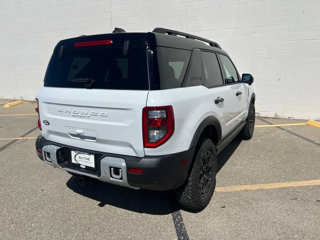 New 2026 Oxford White Ford Badlands® image 6