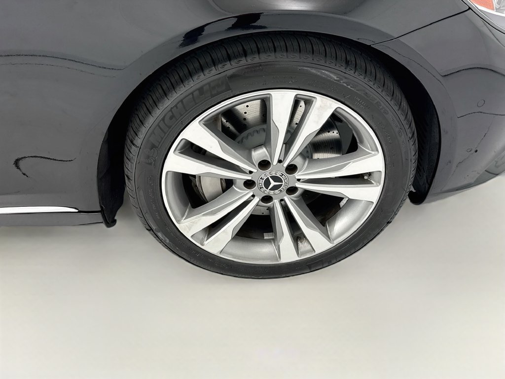 Used 2017 Black Mercedes-Benz S 550 image 31