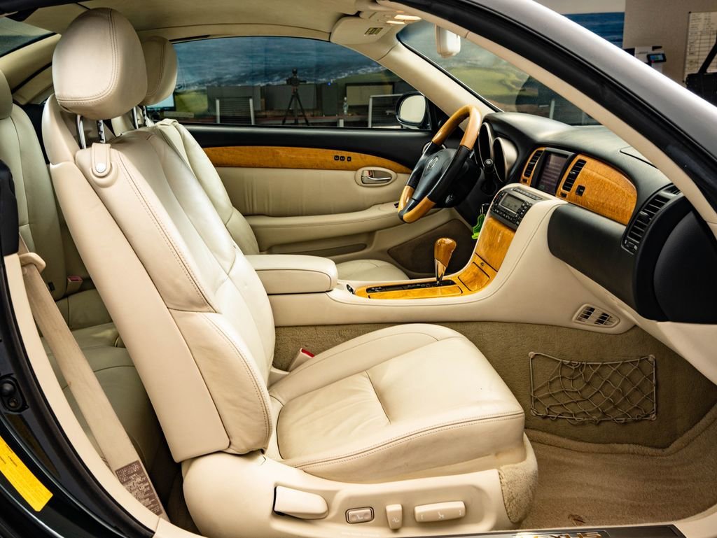 Used 2004 Green Lexus 430 image 24