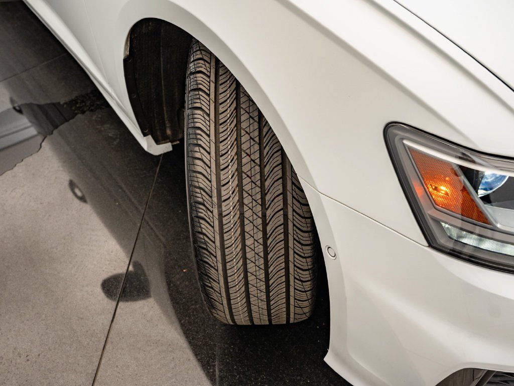 Used 2023 Glacier White Audi 55 Premium Plus image 53