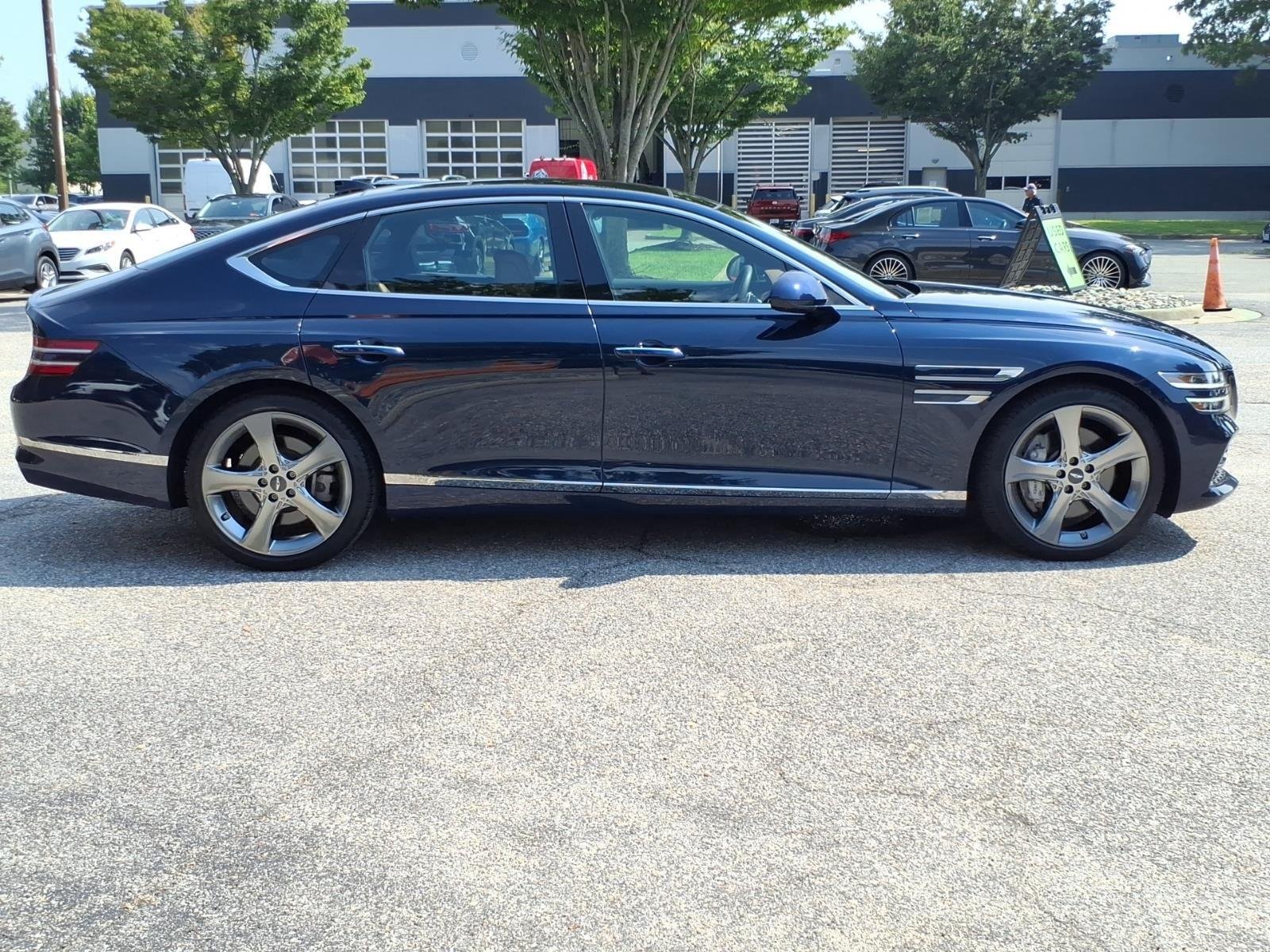 Used 2021 Adriatic Blue Genesis 3.5T image 7