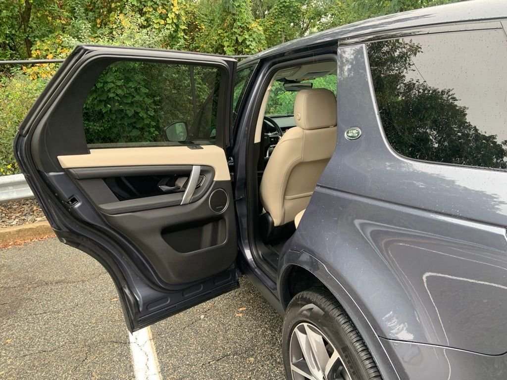 Certified Used 2025 Blue Land Rover S image 15
