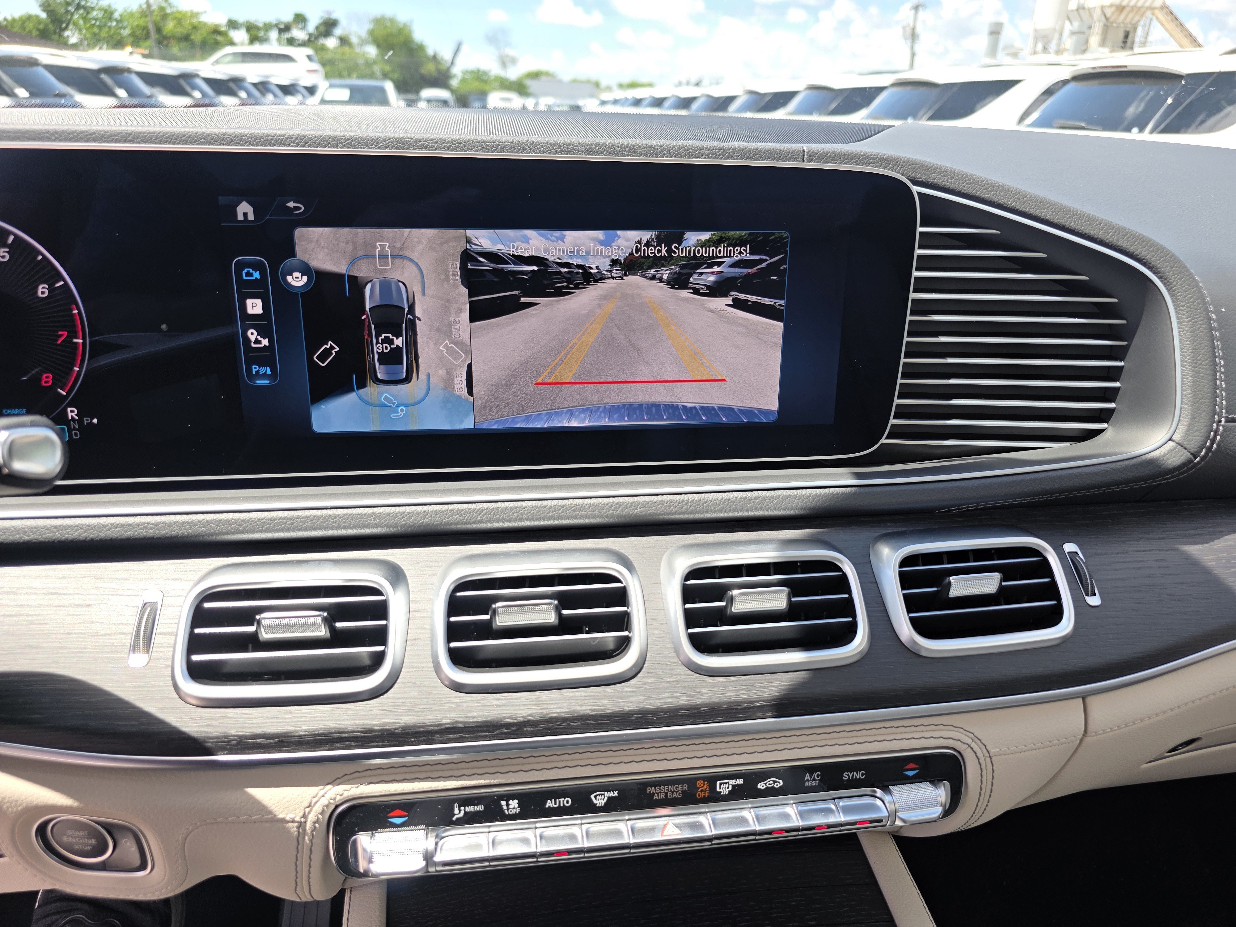 New 2026 MANUFAKTUR Moonlight White Metallic Mercedes-Benz GLE 350 image 52