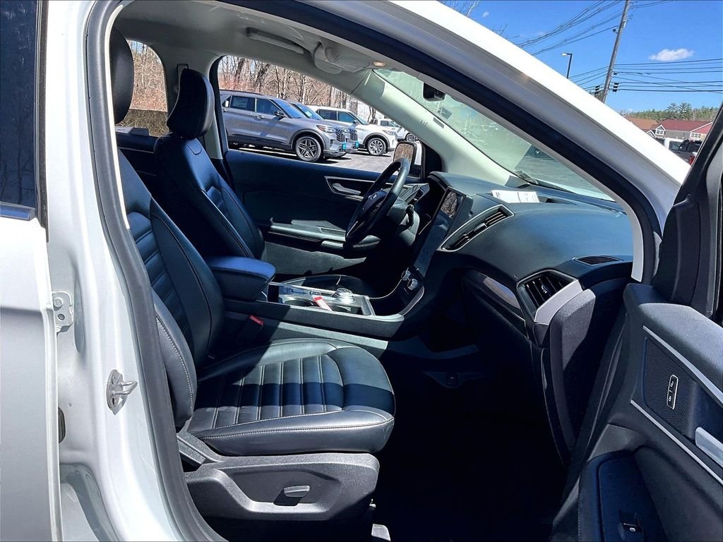 Used 2023 White Ford SEL image 14