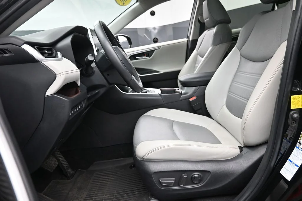 Certified Used 2022 Black Toyota Limited image 19