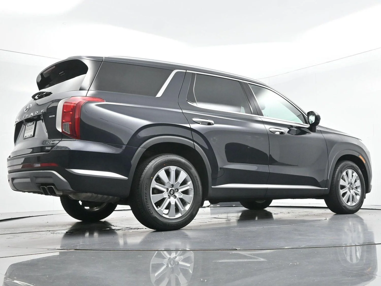 Used 2023 Moonlight Cloud Hyundai SEL image 48