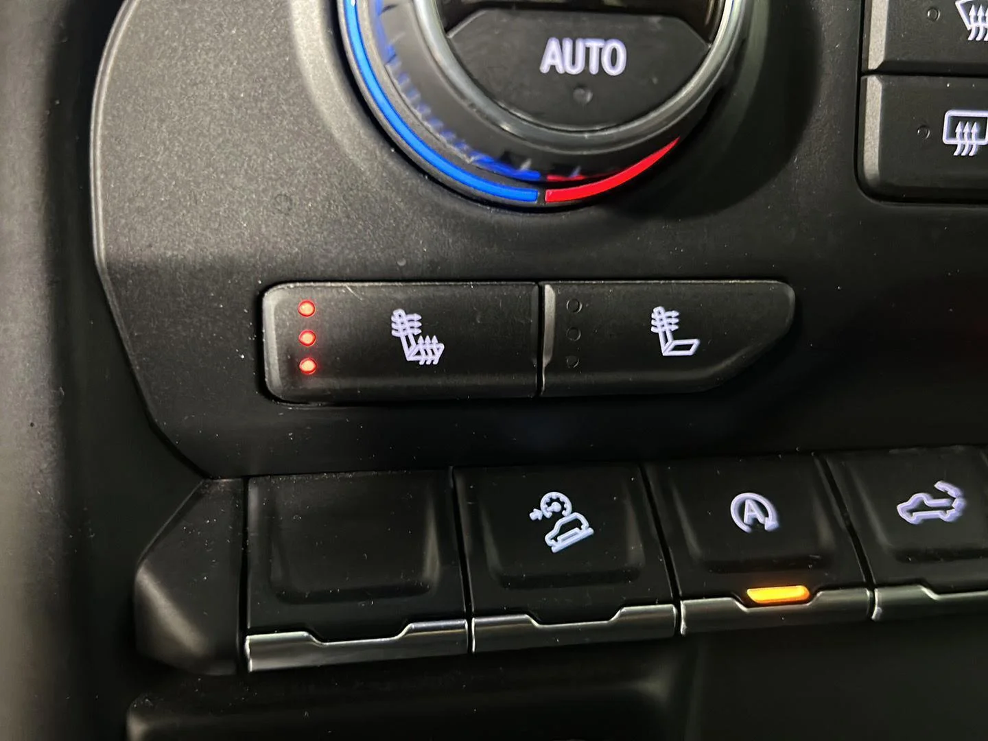 Used 2021 Summit White Chevrolet LT Trail Boss image 26