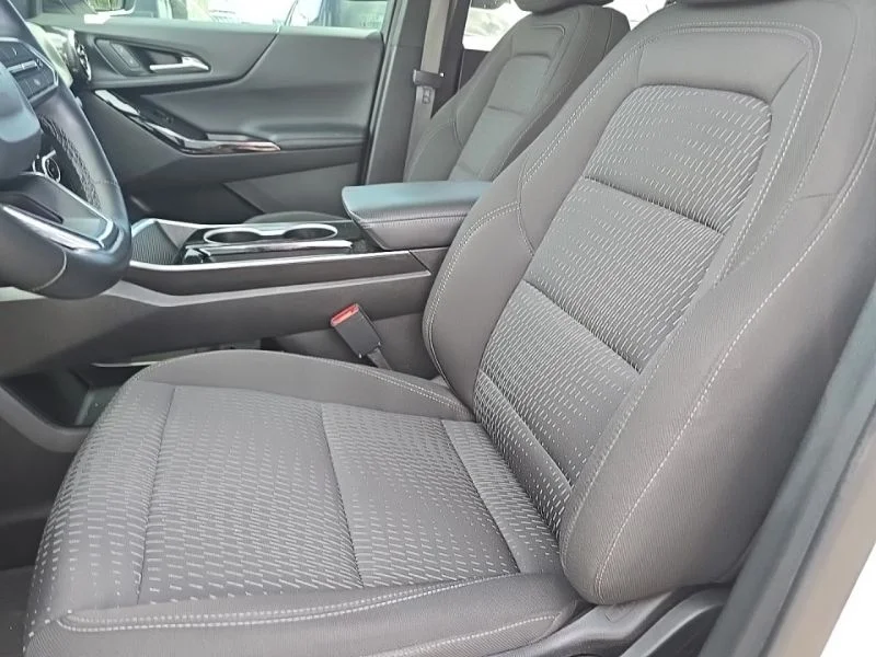 Used 2025 White Chevrolet LT image 11