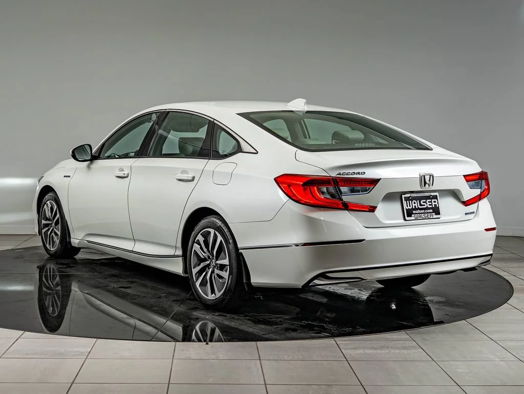 Used 2018 White Orchid Pearl Honda EX-L image 7