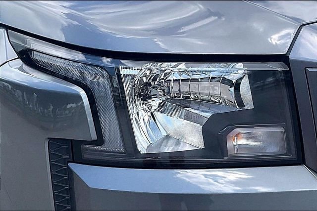 Used 2025 Gray Nissan SV image 27