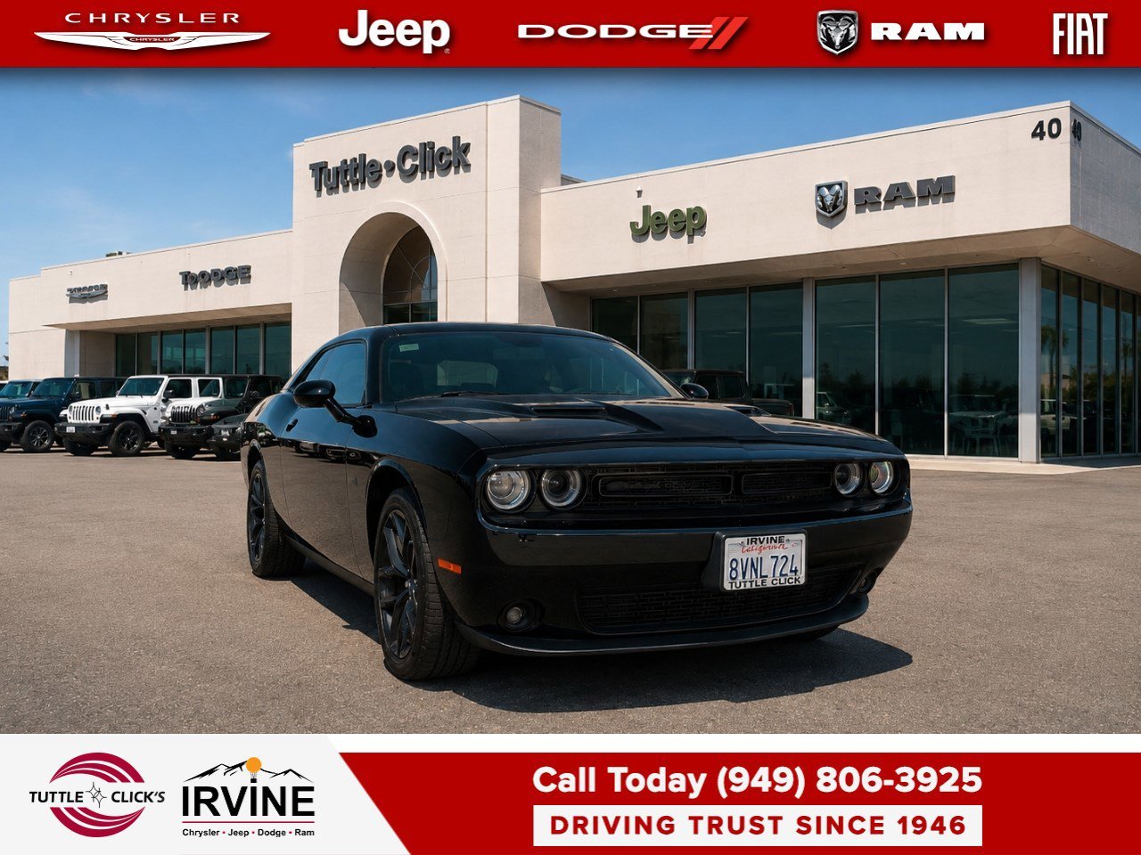 Certified Used 2021 Pitch Black Clearcoat Dodge SXT image 2