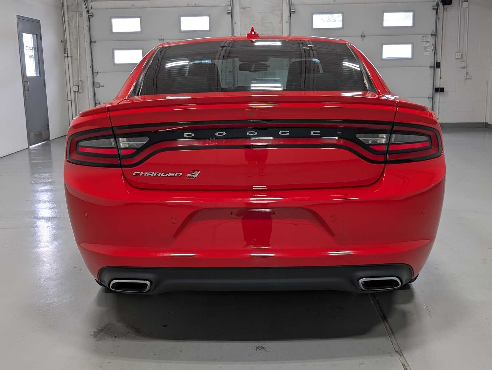 Used 2018 Torred Clearcoat Dodge GT image 9