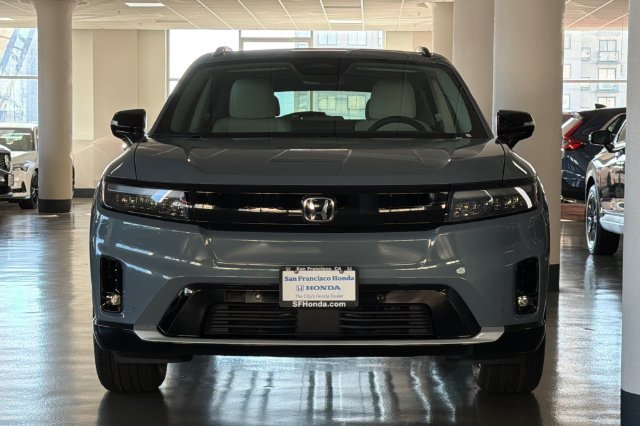 New 2026 Sonic Gray Pearl Honda Touring image 7