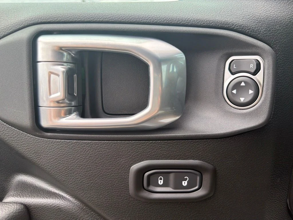 New 2026 Granite Crystal Metallic Clear-Coat Exterior Paint Jeep 85th Anniversary Edition image 28