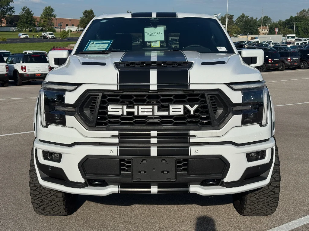 New 2026 Oxford White Ford Lariat® image 11
