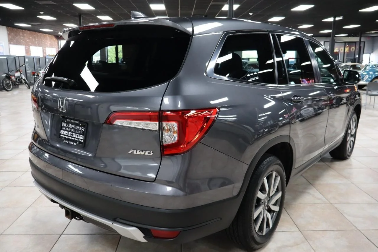 Used 2019 Modern Steel Metallic Honda EX image 5