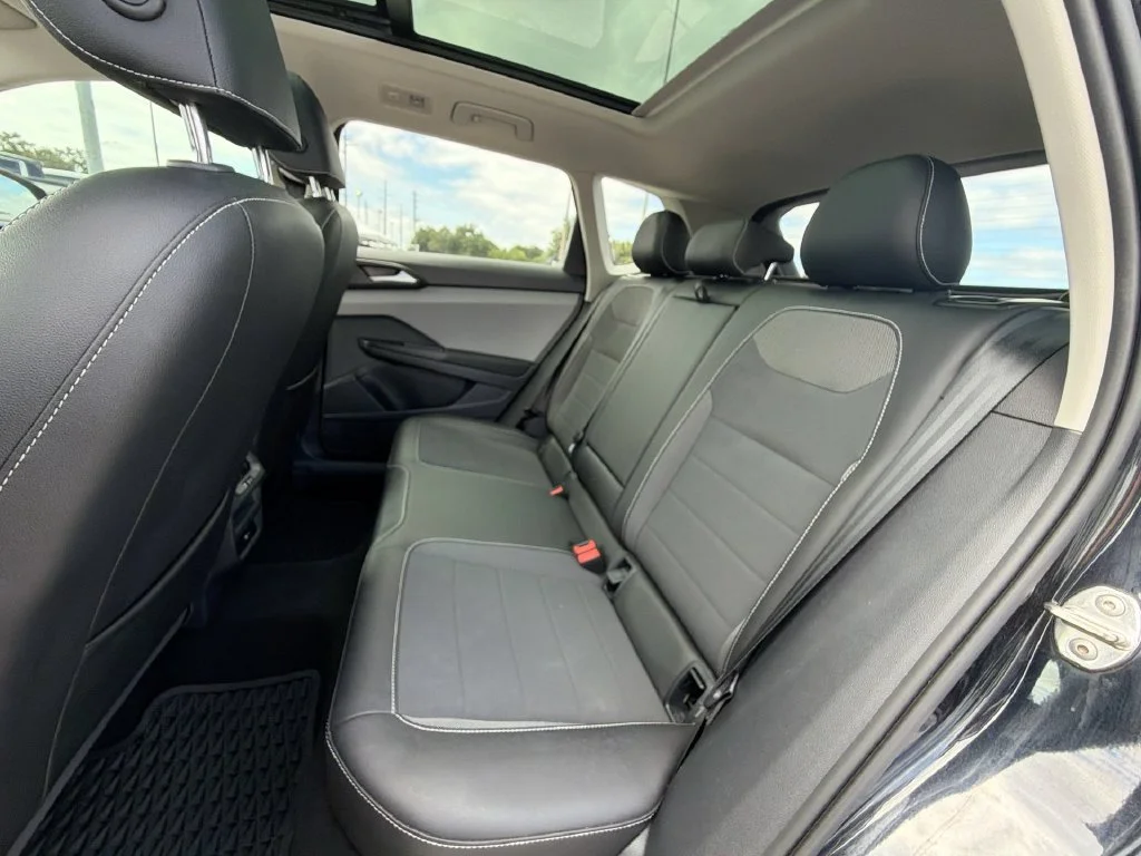 2023 Volkswagen Taos SE - Photo 28