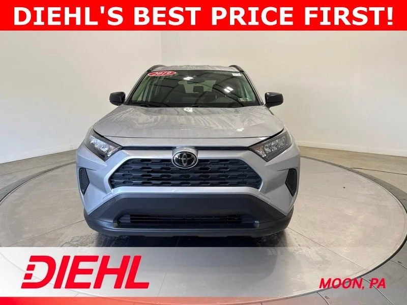 Used 2019 Silver Toyota LE image 2