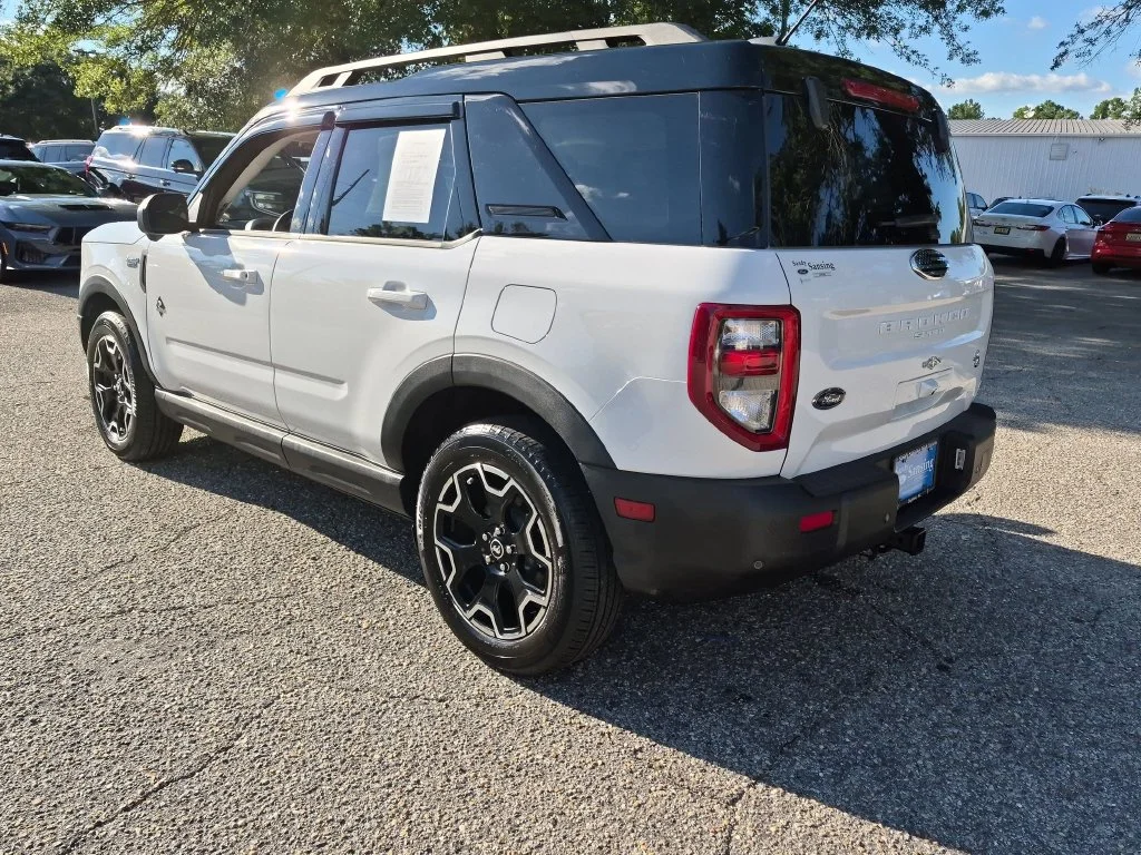 Used 2025 White Ford Outer Banks image 3