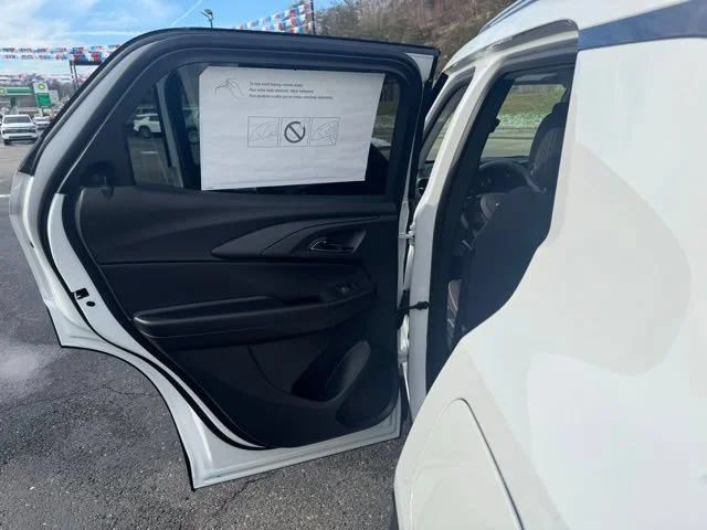 New 2026 Summit White Chevrolet LT image 15