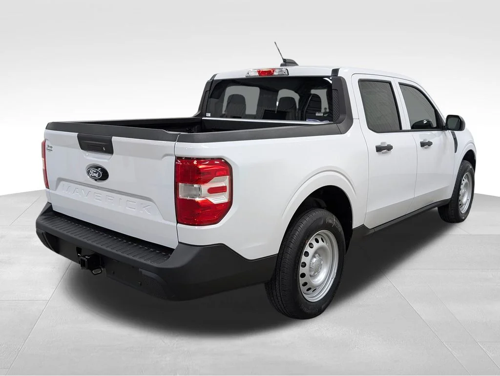 New 2026 Oxford White Ford XL image 6