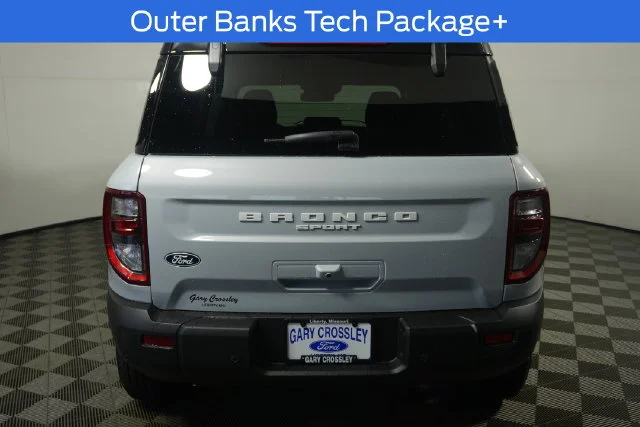 New 2026 Space White Metallic Ford Outer Banks® image 4